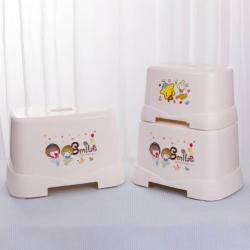 四季方凳（?。?/></a></div>
<div   id=